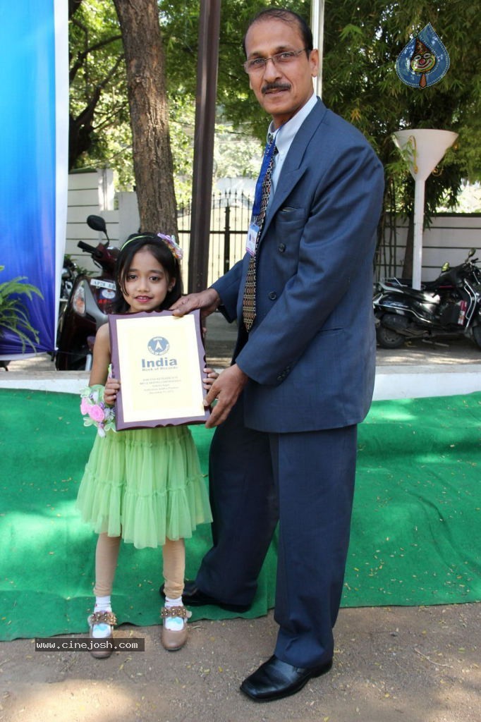 Shiksha Sagar Shah India Book of Records Event - 74 / 116 photos