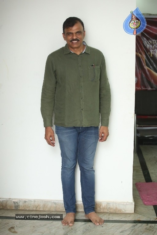 Shivaranjani Movie Director And Producer Press Meet - 5 / 20 photos