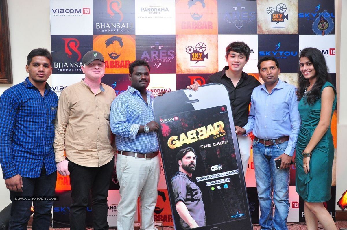 Shruti Hassan Launches Gabbar Game - 21 / 69 photos