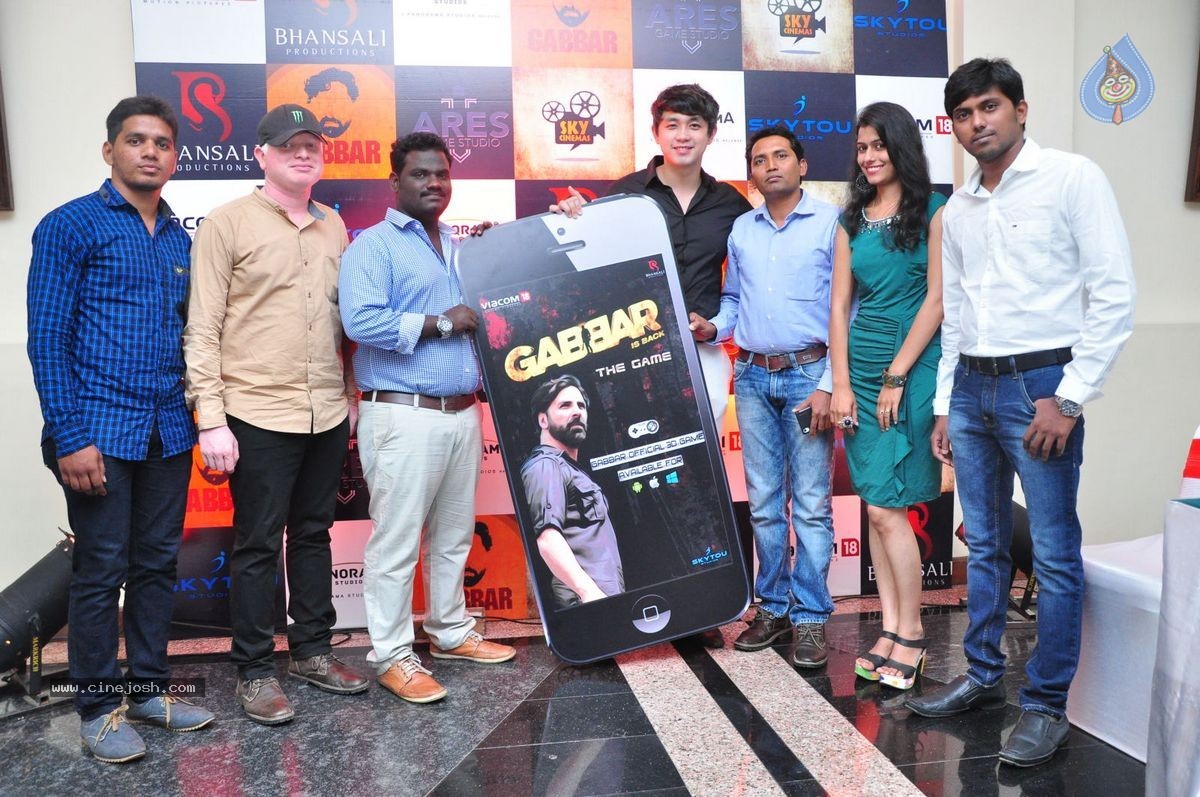 Shruti Hassan Launches Gabbar Game - 37 / 69 photos
