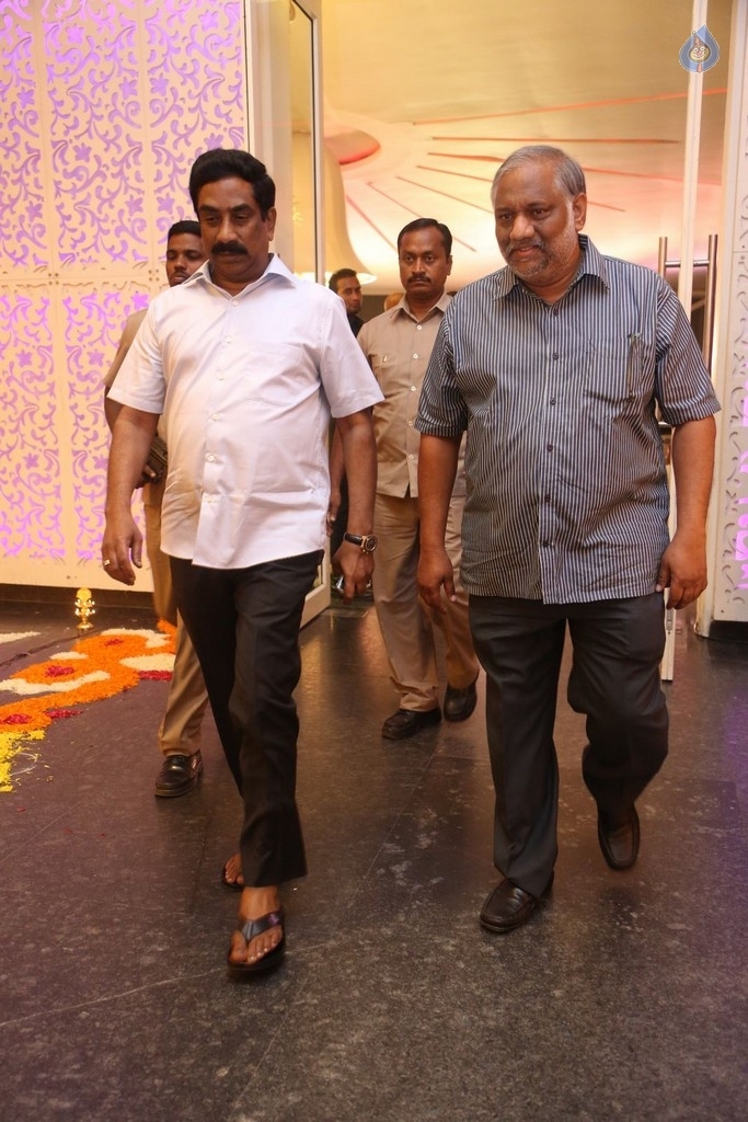 Shyam Prasad Reddy Daughter Wedding Photos 2 - 41 / 119 photos