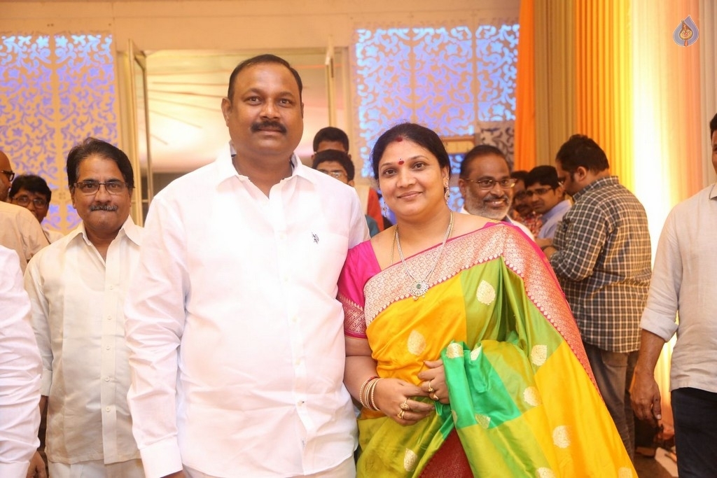 Shyam Prasad Reddy Daughter Wedding Photos 2 - 59 / 119 photos