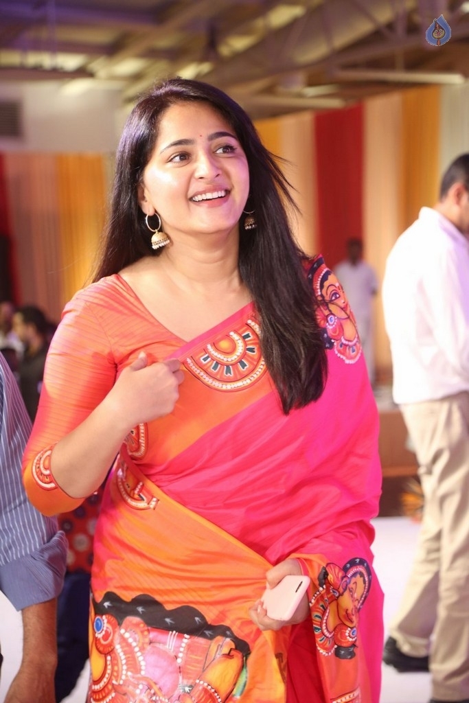 Shyam Prasad Reddy Daughter Wedding Photos 3 - 36 / 84 photos