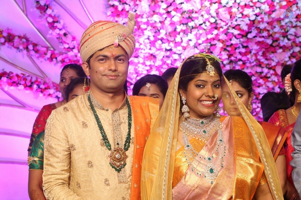 Shyam Prasad Reddy Daughter Wedding Photos 3 - 52 / 84 photos