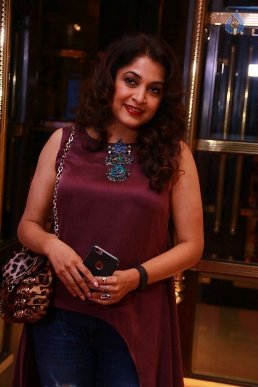 Sidney Sladen 2015 Breakaway Fashion Show - 17 / 73 photos