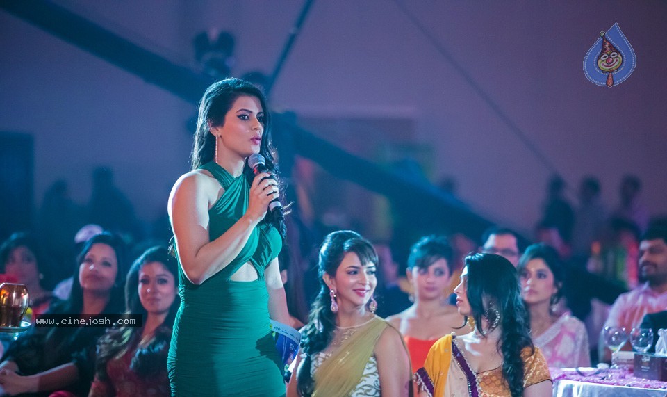 SIIMA 2013 Awards Day2 Photos 01 - 124 / 153 photos