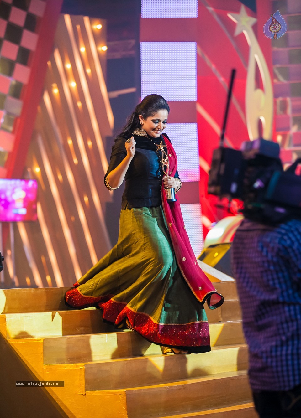 SIIMA 2013 Awards Day2 Photos 02 - 99 / 156 photos