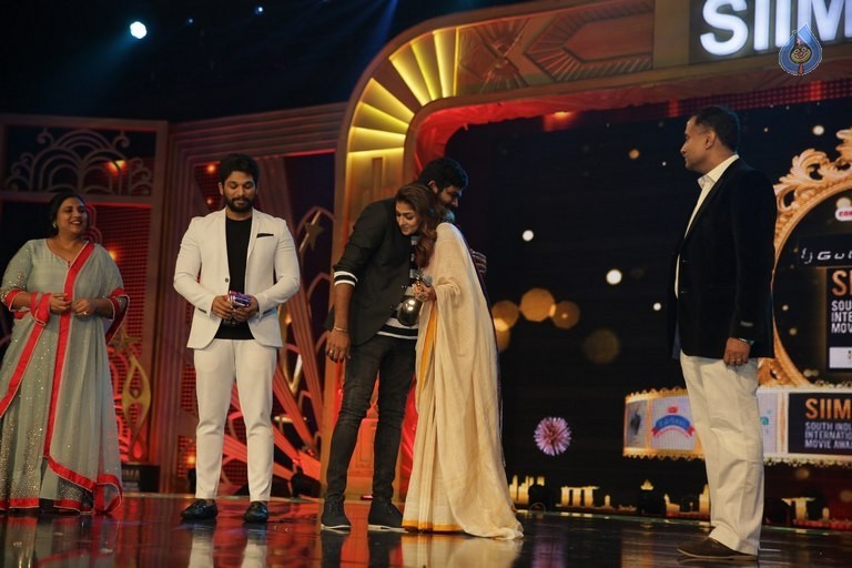 SIIMA 2016 Awards Function Photos Day 2 - 5 / 99 photos