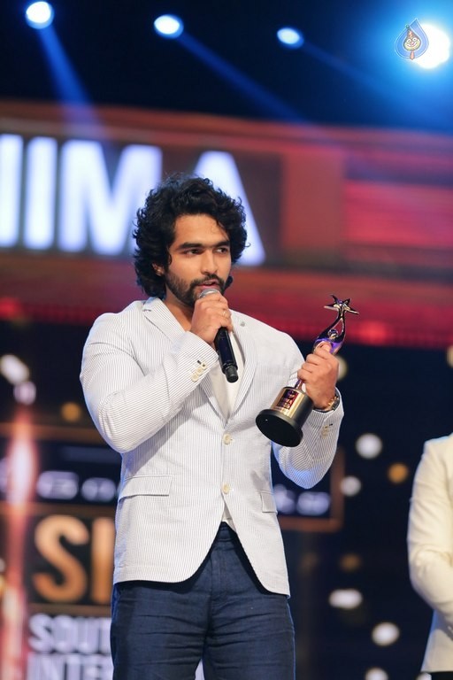 SIIMA 2016 Awards Function Photos Day 2 - 64 / 99 photos