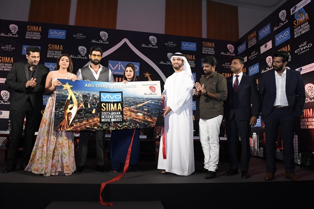 SIIMA 2017 Host Destination Meet Photos - 16 / 20 photos