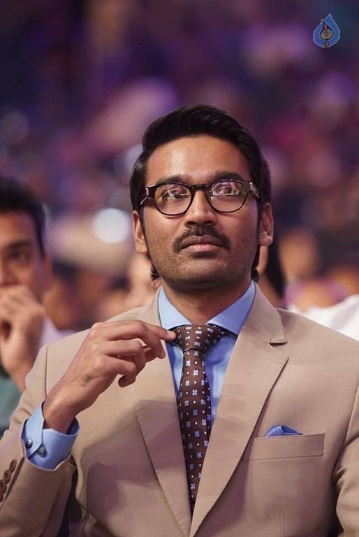 SIIMA Awards 2015 Event Photos - 29 / 74 photos