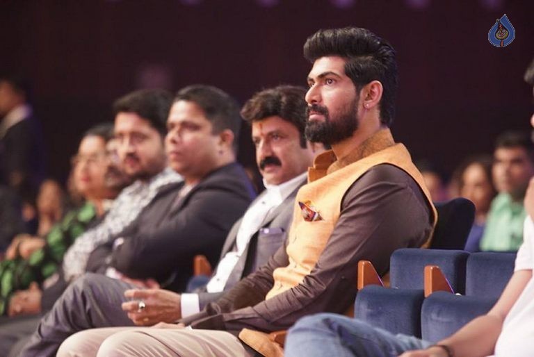 SIIMA Awards 2015 Event Photos - 33 / 74 photos