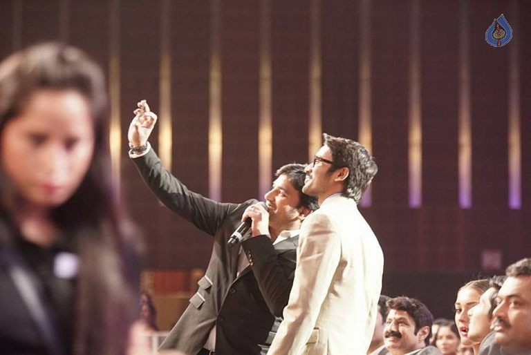 SIIMA Awards 2015 Event Photos - 58 / 74 photos