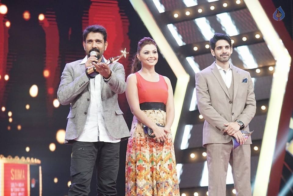 SIIMA Awards 2015 Photos - 16 / 58 photos