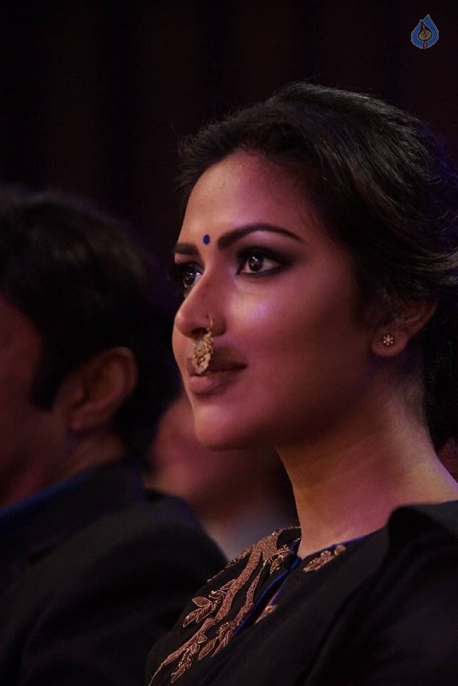 SIIMA Awards 2015 Photos - 40 / 58 photos