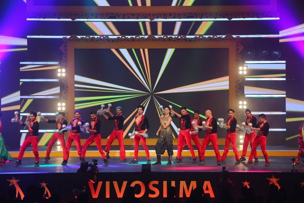 SIIMA Awards 2017 Gallery - 15 / 97 photos