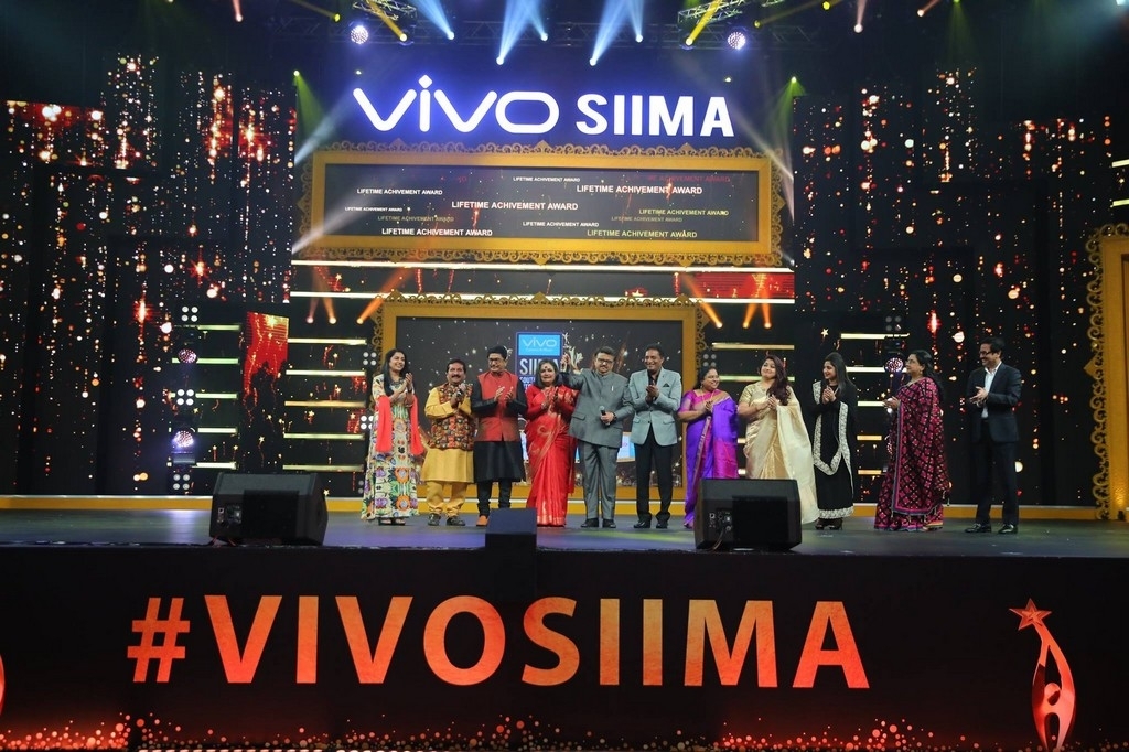 SIIMA Awards 2017 Pics - 13 / 36 photos