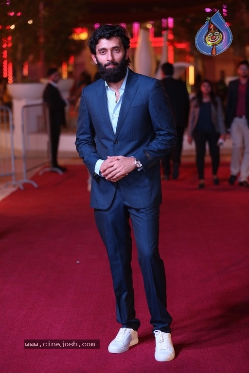 Siima Awards 2018 Red Carpet Day 01 - 33 / 102 photos