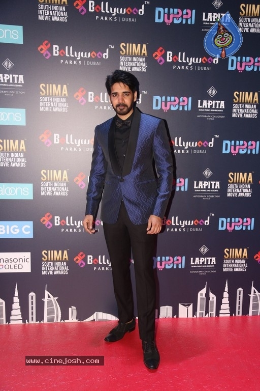 Siima Awards 2018 Red Carpet Day 01 Set 2 - 7 / 42 photos