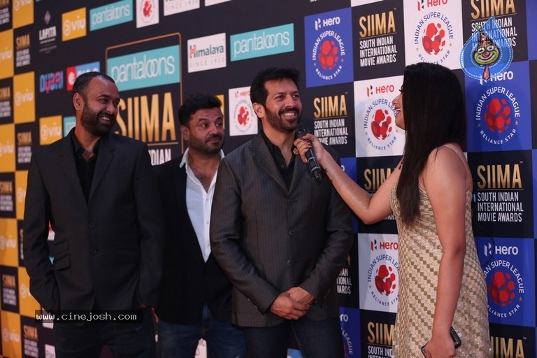 Siima Awards 2018 Red Carpet Day 01 Set 2 - 24 / 42 photos