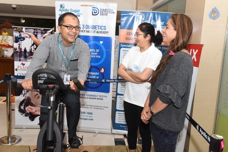 Simran at World Obesity Day Event - 1 / 21 photos