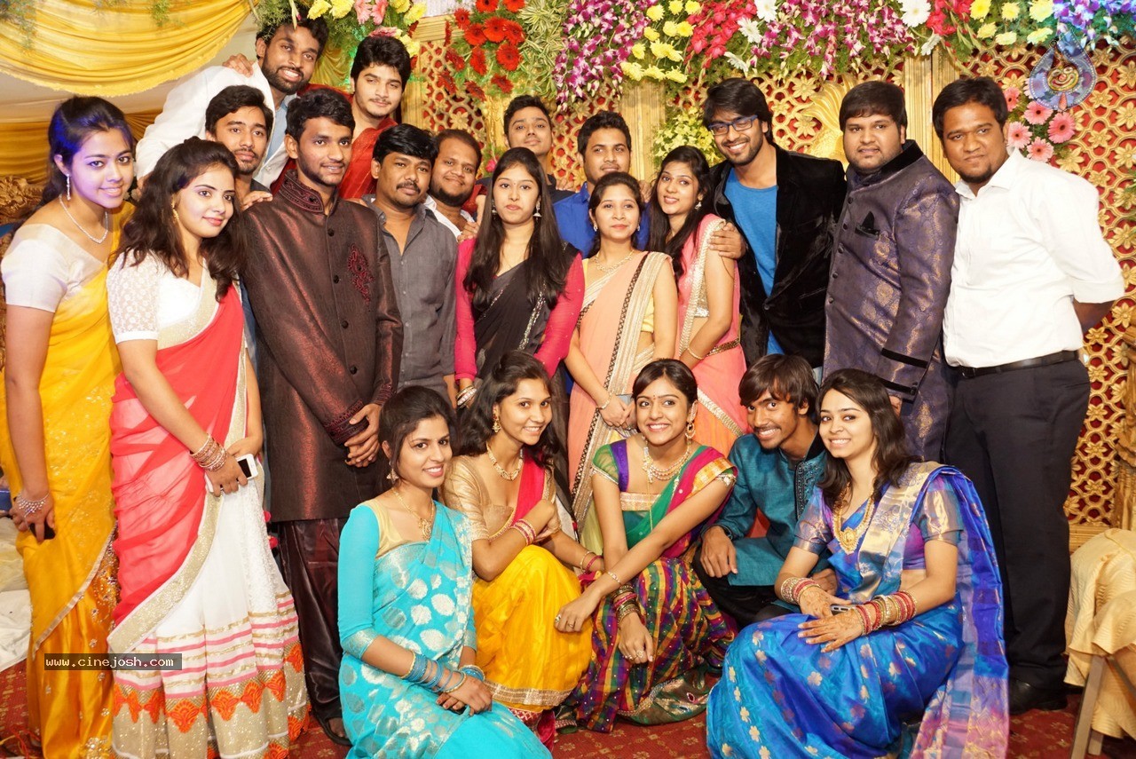 Singer Deepu and Swathi Wedding Ceremony - 32 / 150 photos