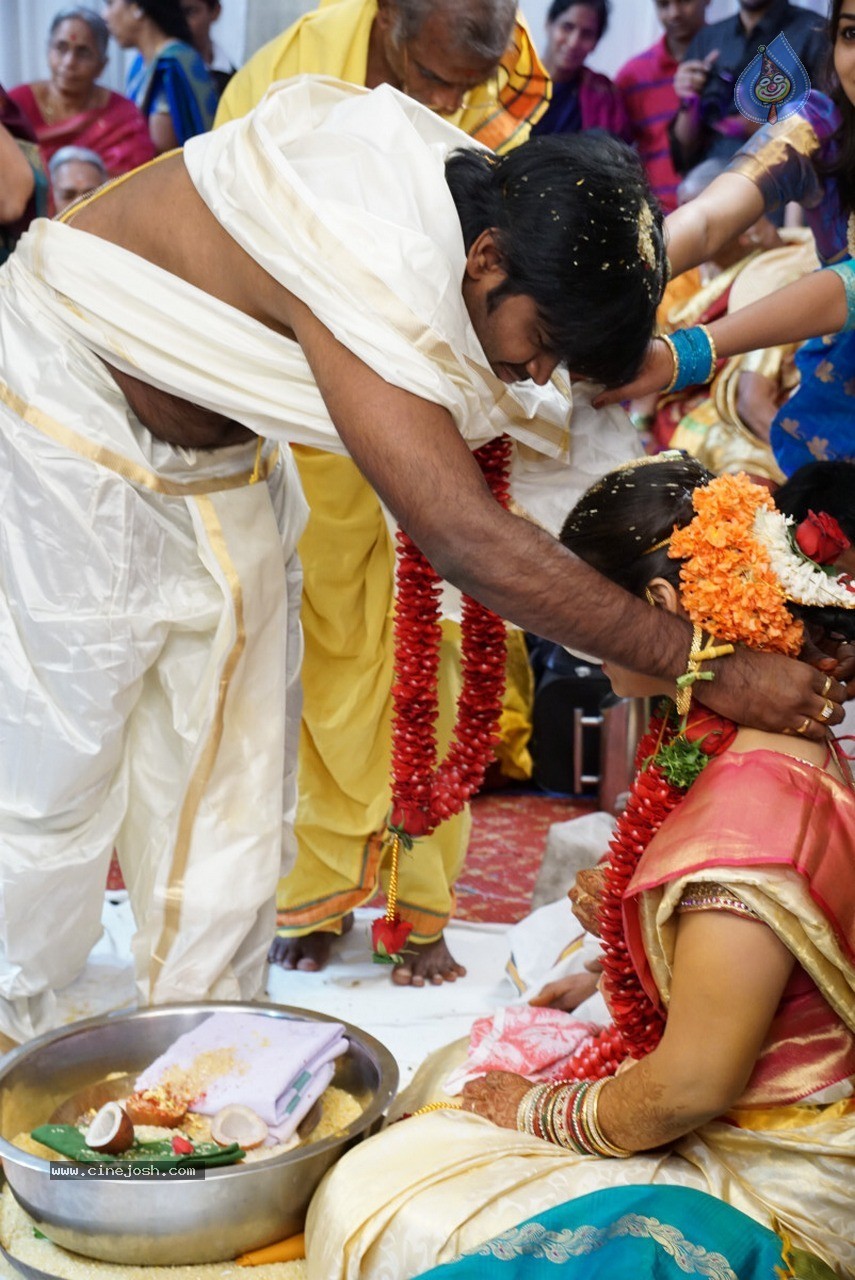 Singer Deepu and Swathi Wedding Ceremony - 142 / 150 photos