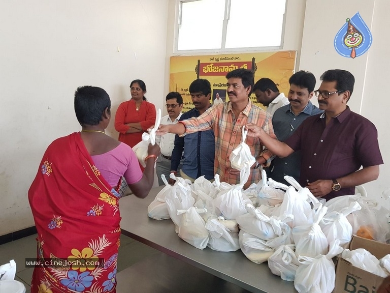 Sivaji Raja Birthday Celebration Photos - 3 / 9 photos