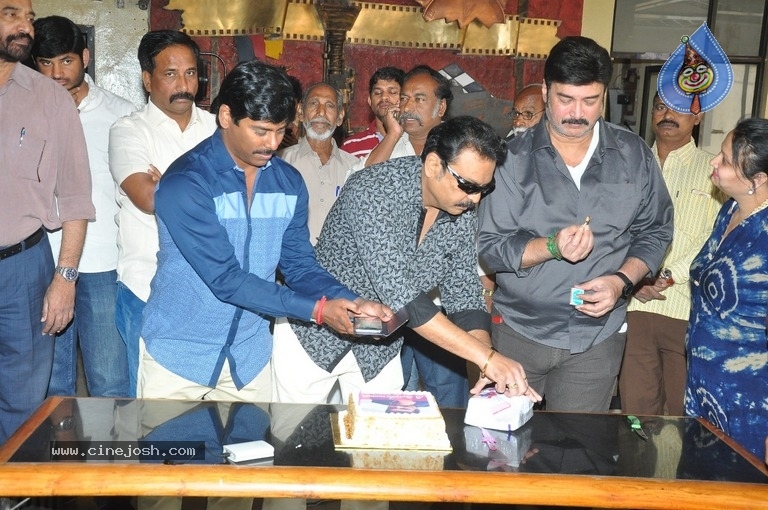 Sivaji Raja Birthday Celebration Photos - 7 / 9 photos
