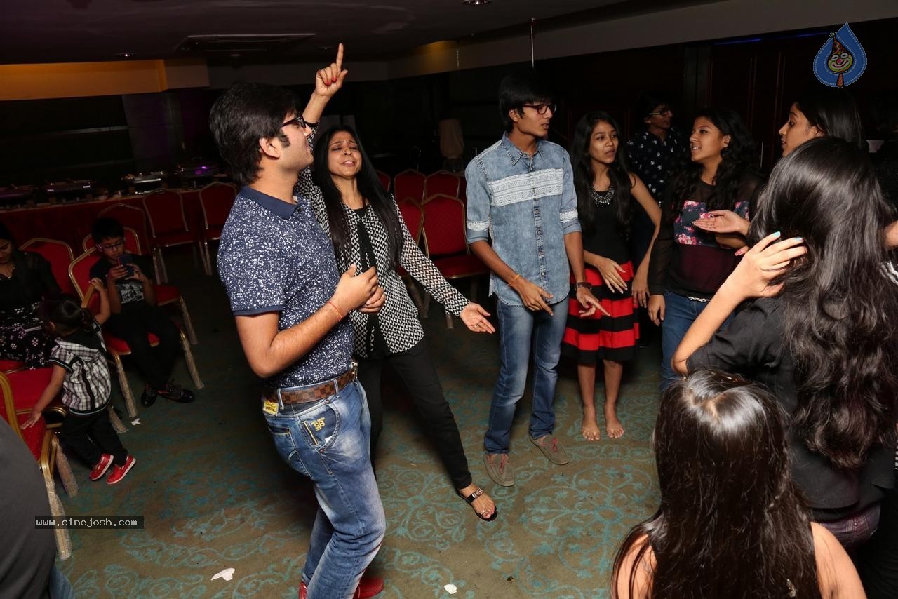 Sonu Jain Birthday Party - 29 / 107 photos