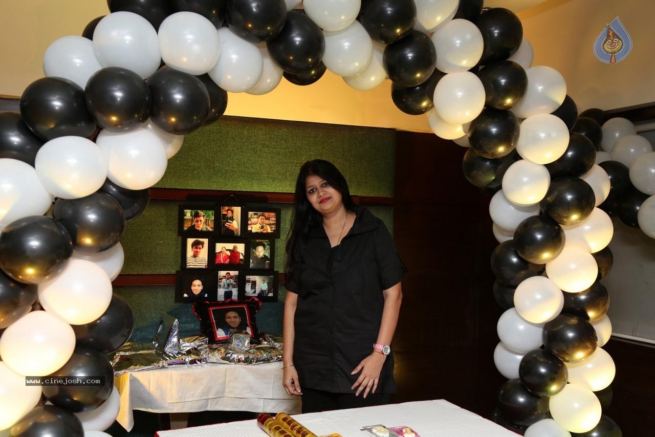 Sonu Jain Birthday Party - 45 / 107 photos