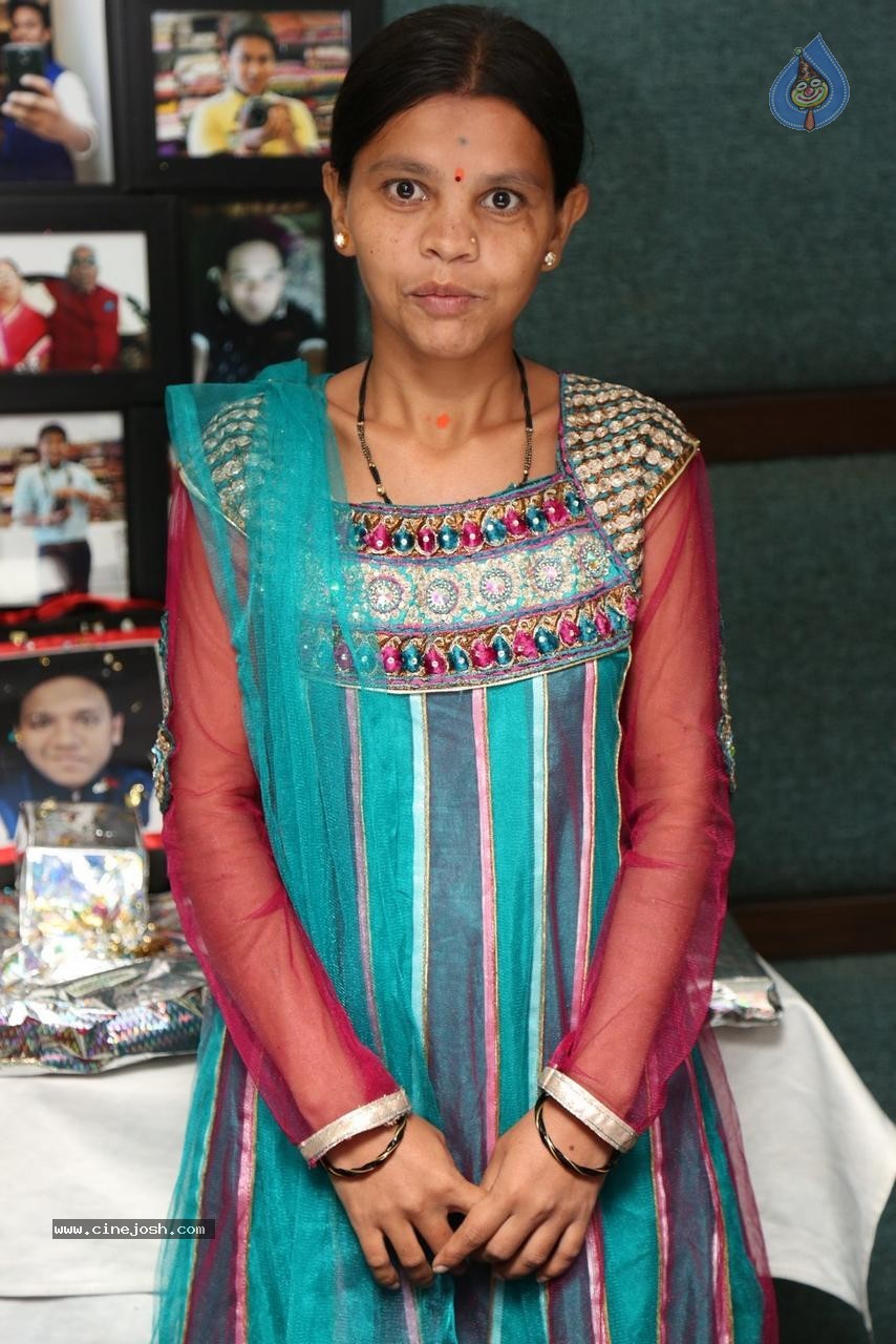 Sonu Jain Birthday Party - 87 / 107 photos
