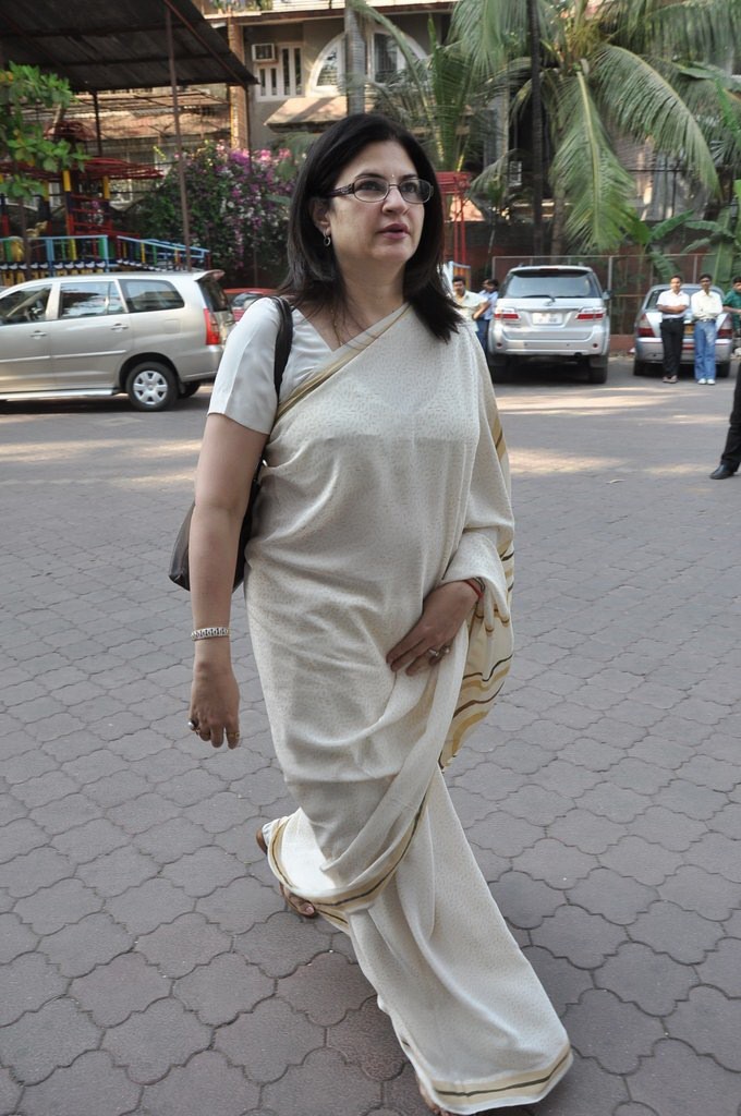 Sonu Nigam Mother Chautha Ceremony - 24 / 68 photos
