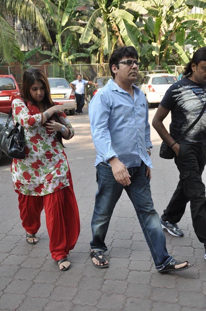 Sonu Nigam Mother Chautha Ceremony - 48 / 68 photos