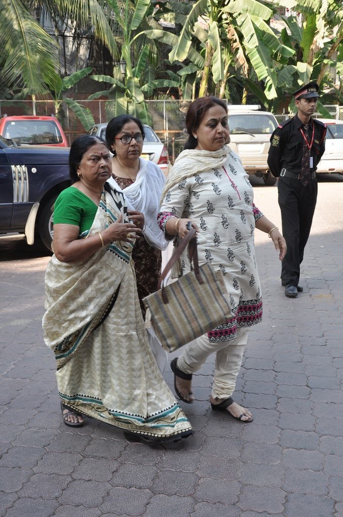 Sonu Nigam Mother Chautha Ceremony - 49 / 68 photos