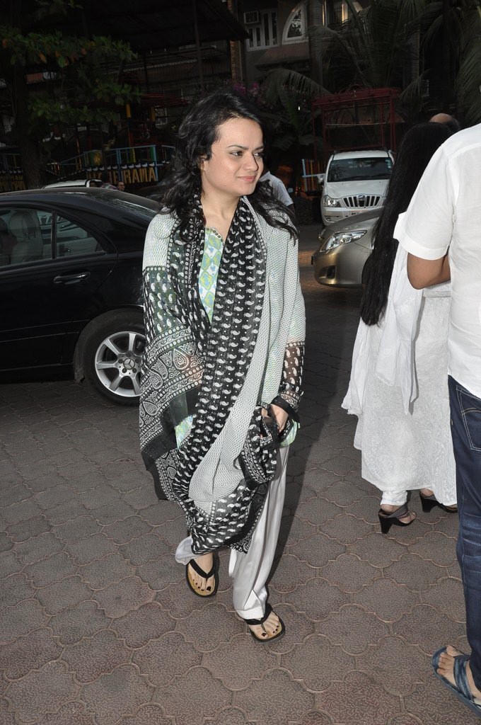 Sonu Nigam Mother Chautha Ceremony - 59 / 68 photos