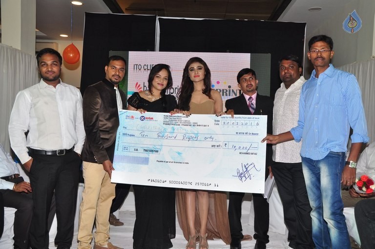 Sony Charishta at H Line 10th Anniversary - 5 / 14 photos