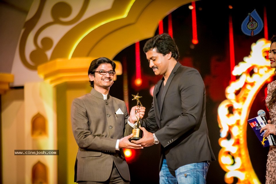 South Indian International Movie Awards 2014 - 215 / 255 photos