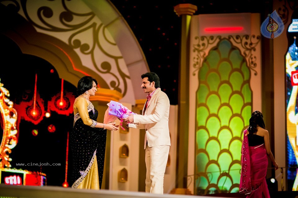 South Indian International Movie Awards 2014 - 222 / 255 photos