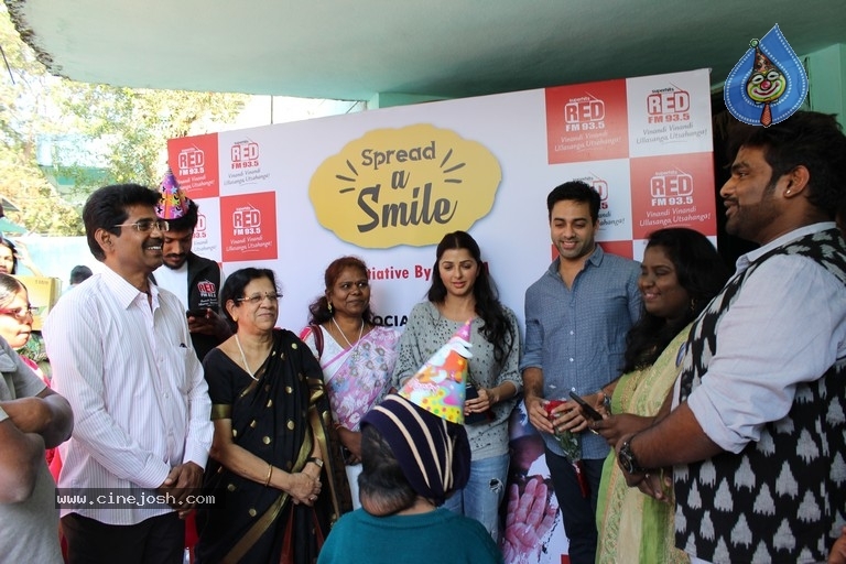 Spread a Smile 2017 Photos - 13 / 29 photos
