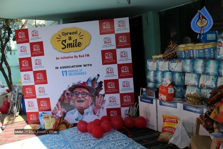 Spread a Smile 2017 Photos - 29 / 29 photos