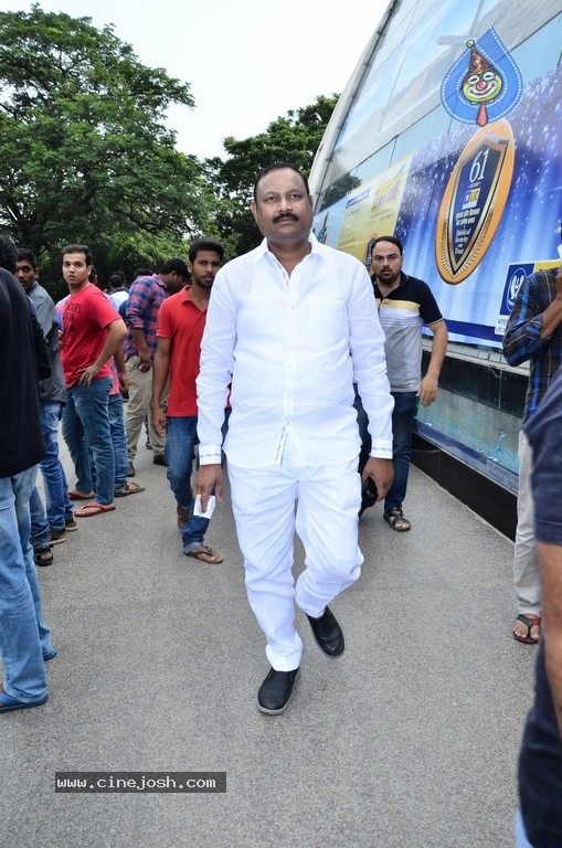 Spyder Movie Theater Coverage - 11 / 58 photos