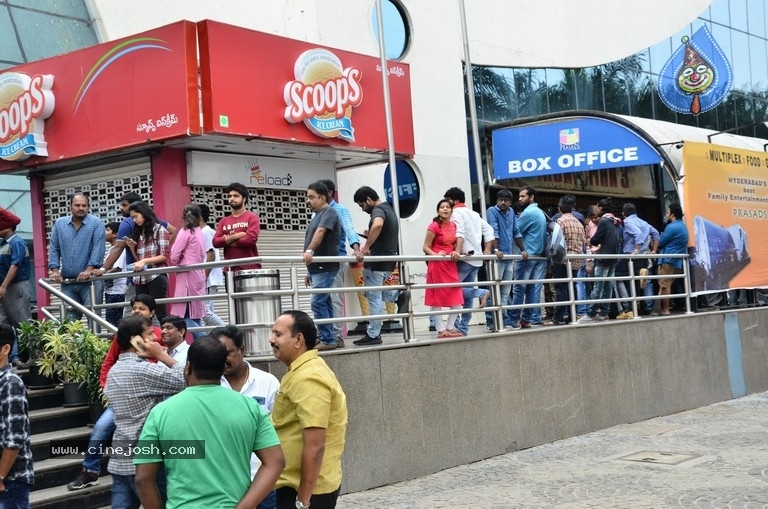 Spyder Movie Theater Coverage - 55 / 58 photos