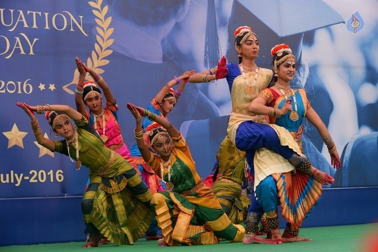 Sree Vidyanikethan College 5th Graduation Day Photos - 17 / 23 photos