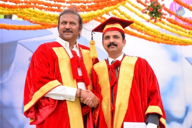 Sree Vidyanikethan College 5th Graduation Day Photos - 22 / 23 photos