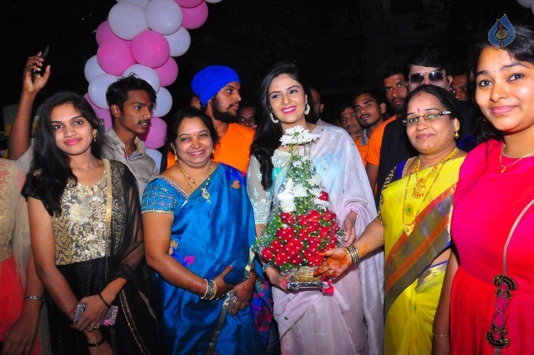 Sreemukhi Launches Manvis Saloon - 22 / 42 photos