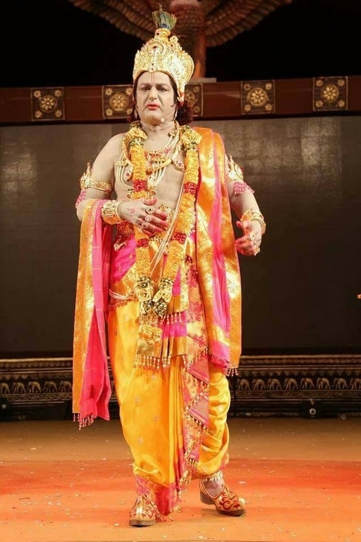 Sri Krishnarjuna Yuddham At Lepakshi Utsavam 2018 - 3 / 9 photos