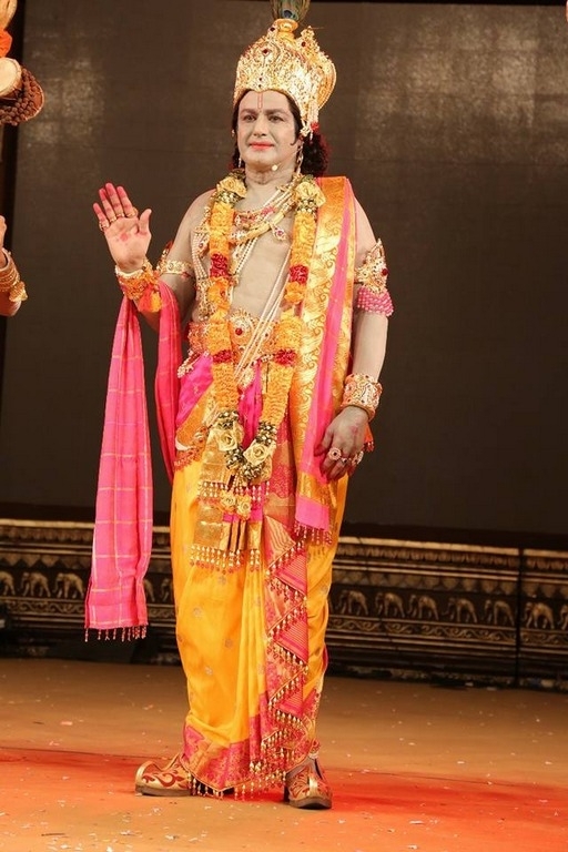 Sri Krishnarjuna Yuddham At Lepakshi Utsavam 2018 - 9 / 9 photos