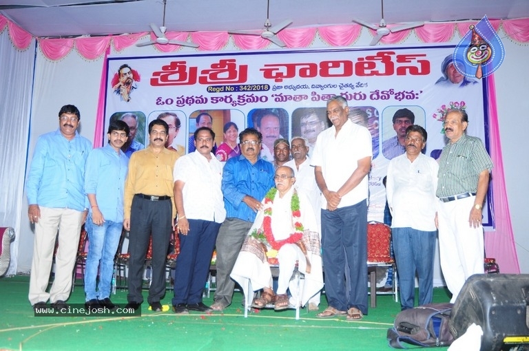 Sri Sri Charities Holds Praja Abhyudaya Divyangula Chaitanya Vedika - 15 / 35 photos