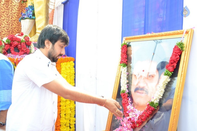 Srihari Statue Launch Photos - 2 / 21 photos